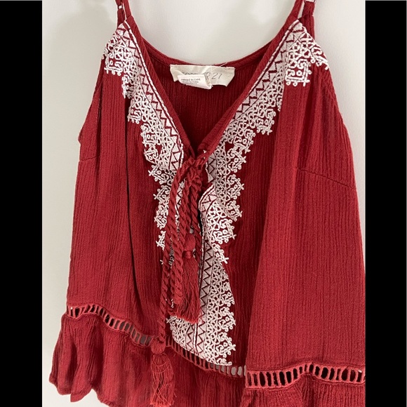 Top - Picture 4 of 4